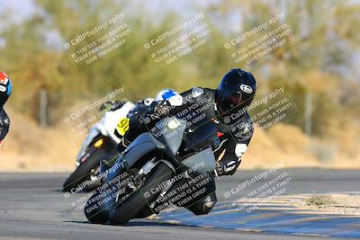 media/Jan-08-2022-SoCal Trackdays (Sat) [[1ec2777125]]/Turn 2 (150pm)/